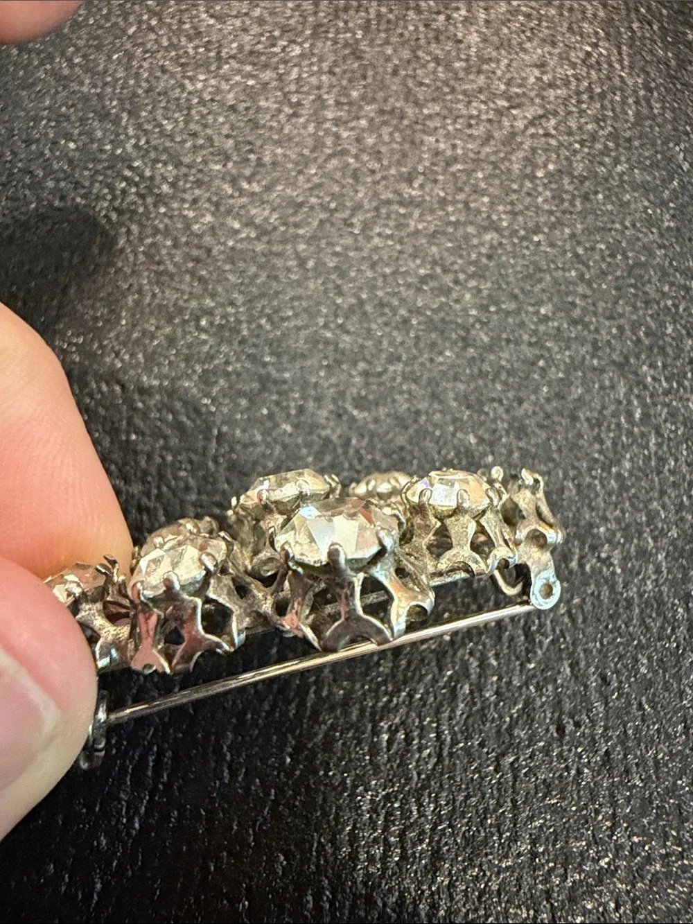 AustrianCrystal Cluster Brooch - Clear Rhinestone Fashion Pin